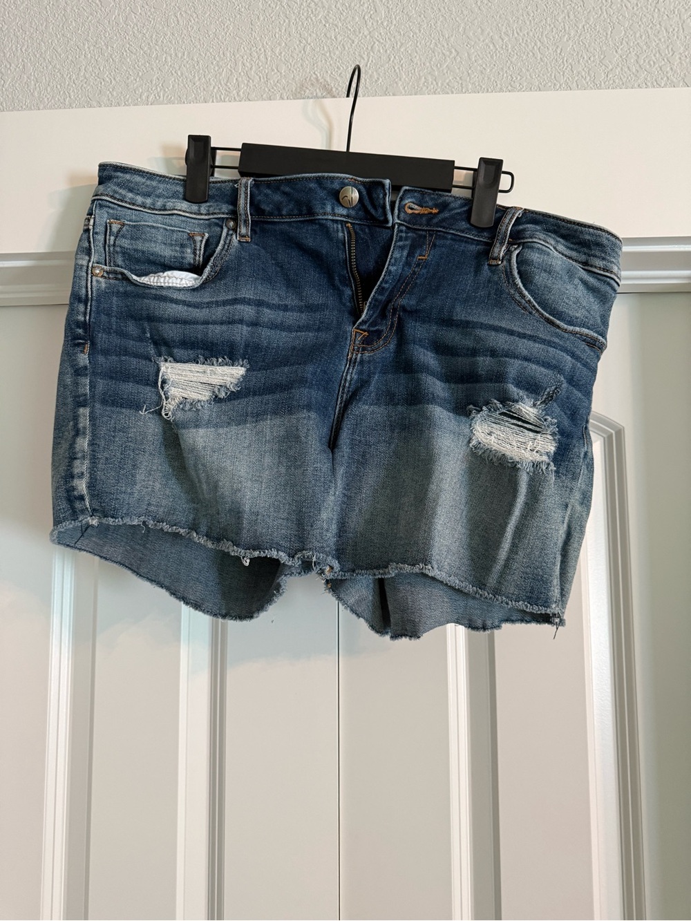 Vigoss Washed Blue Distressed Denim